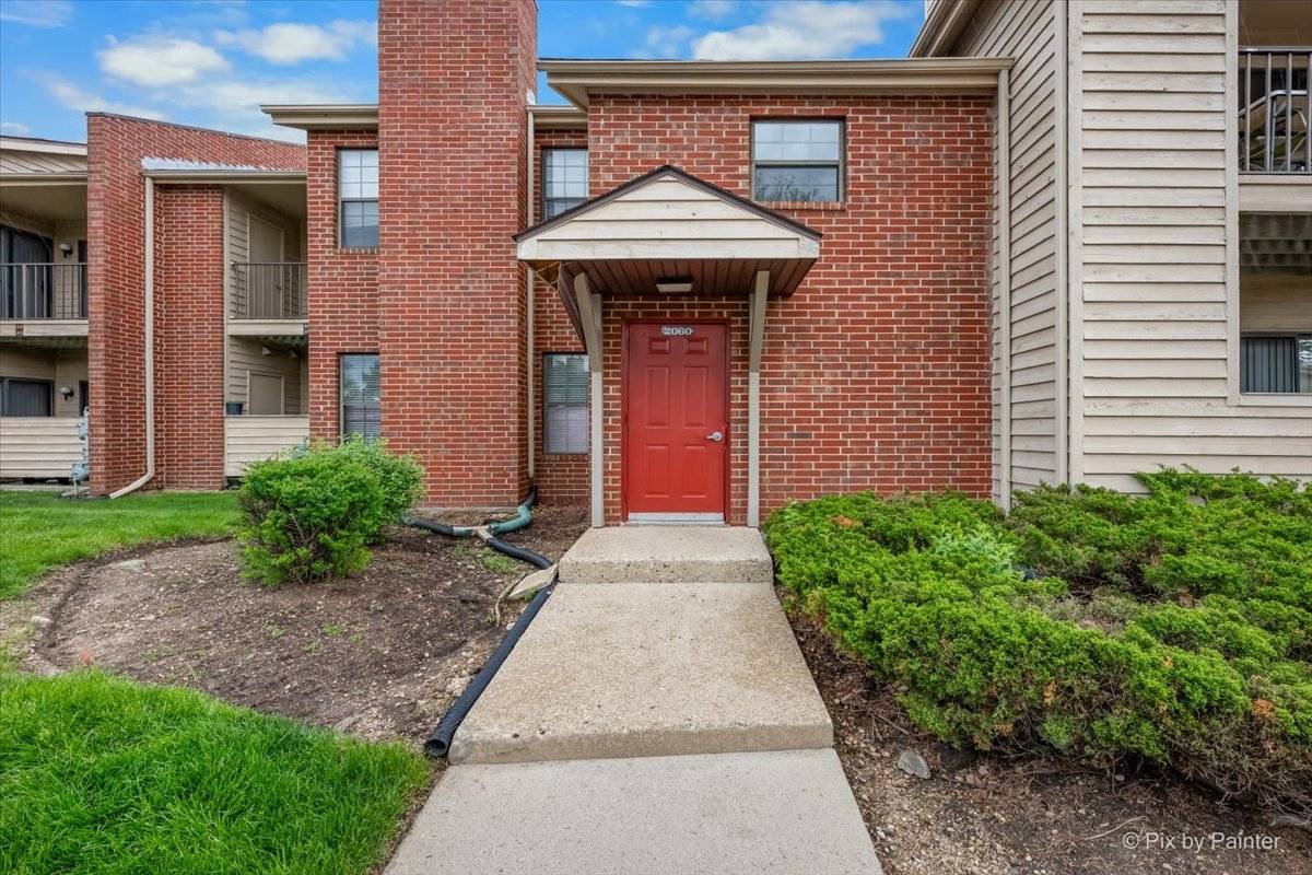 2060 N Rand RD #101, Palatine, IL 60074