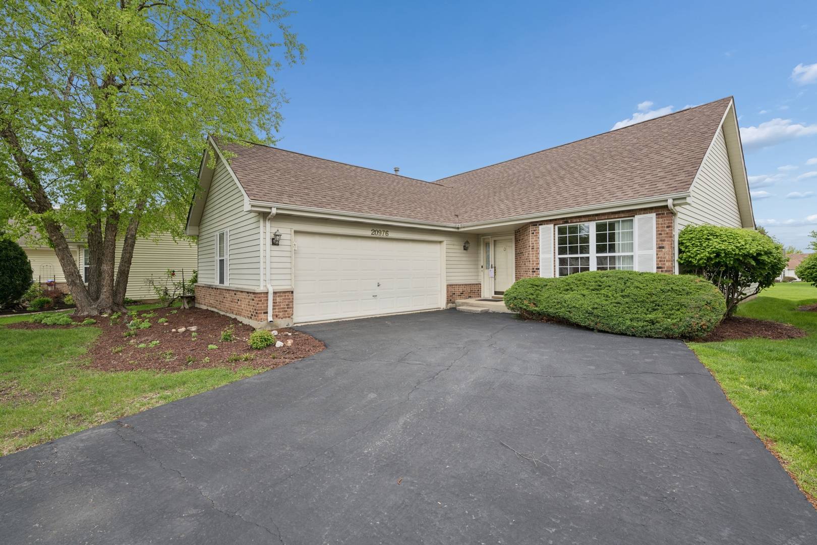20976 W Olive ST, Plainfield, IL 60544