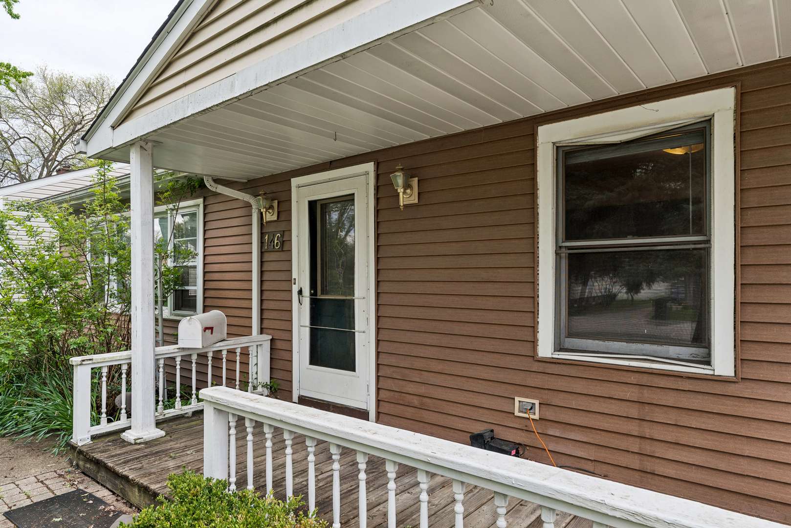 146 S Archer AVE, Mundelein, IL 60060