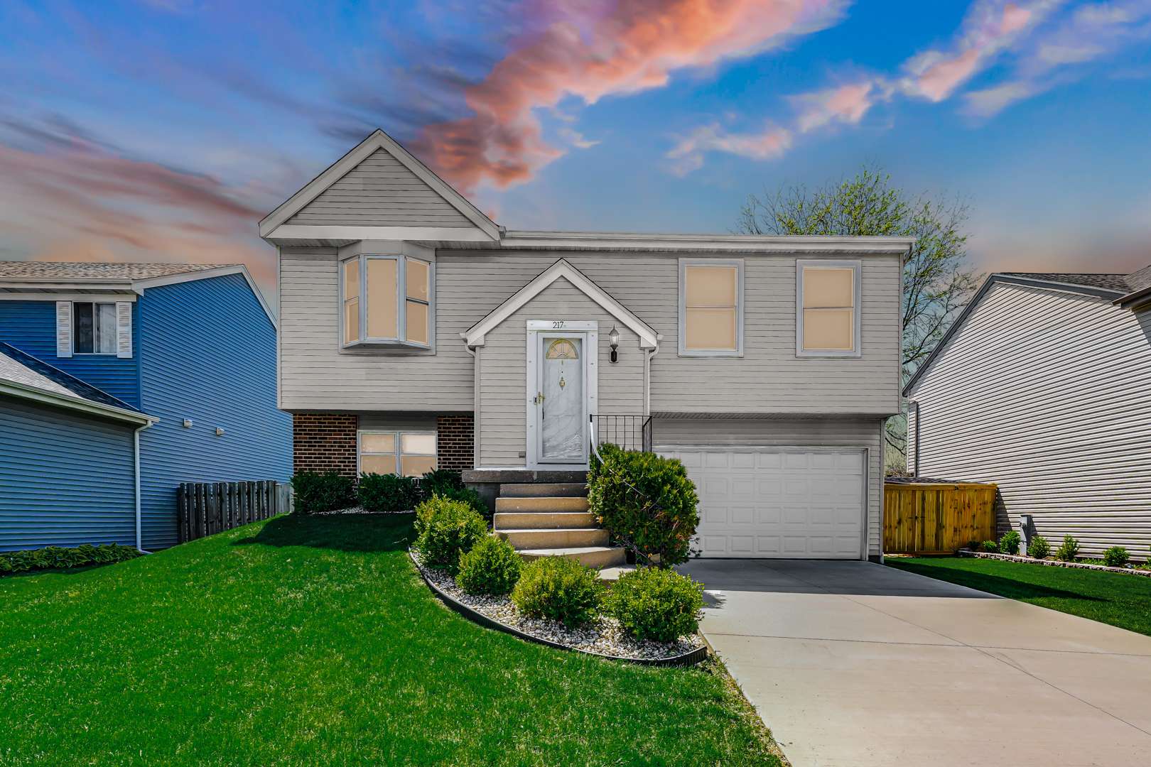 217 Atlantic DR, Vernon Hills, IL 60061