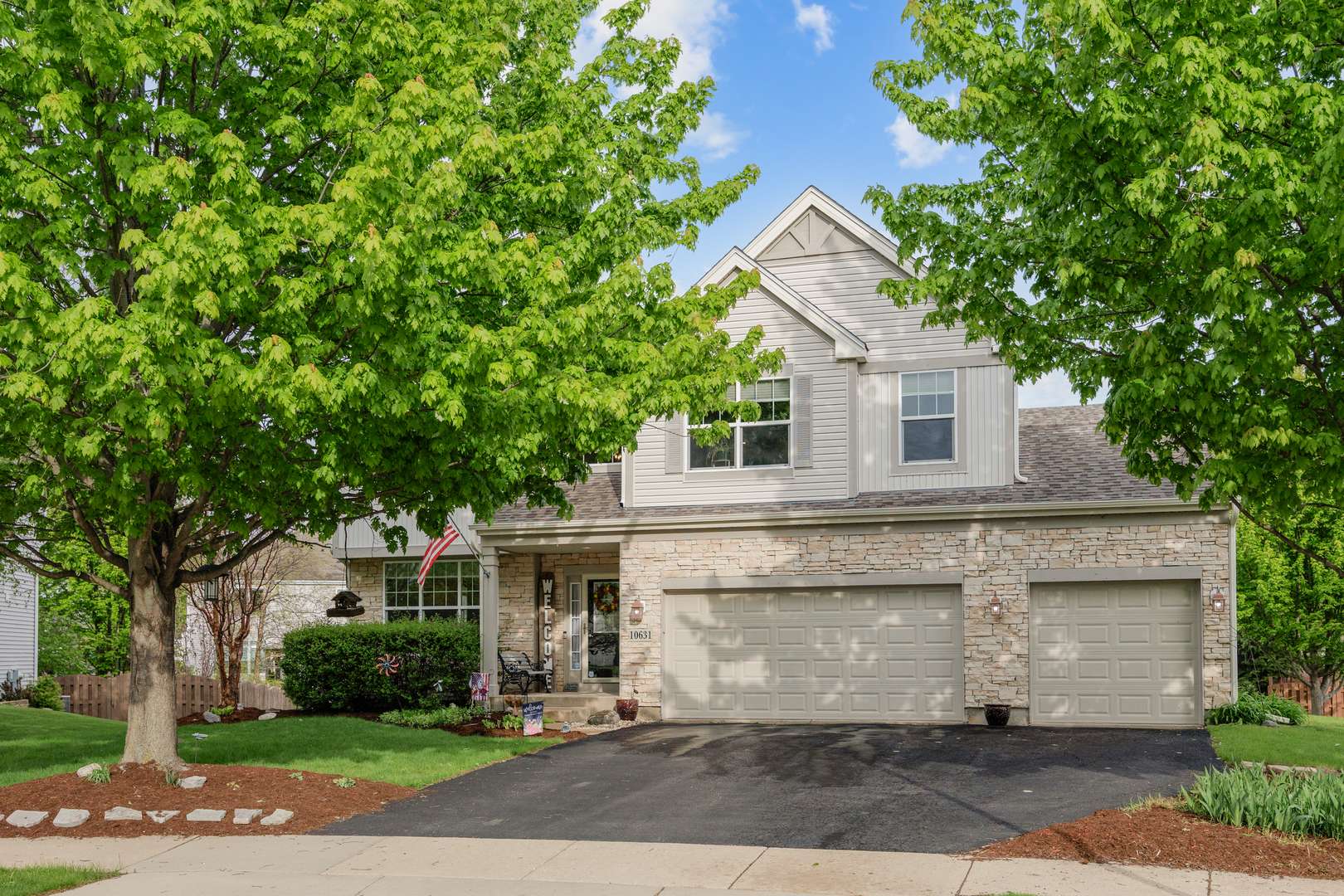 10631 Oregon TRL, Huntley, IL 60142