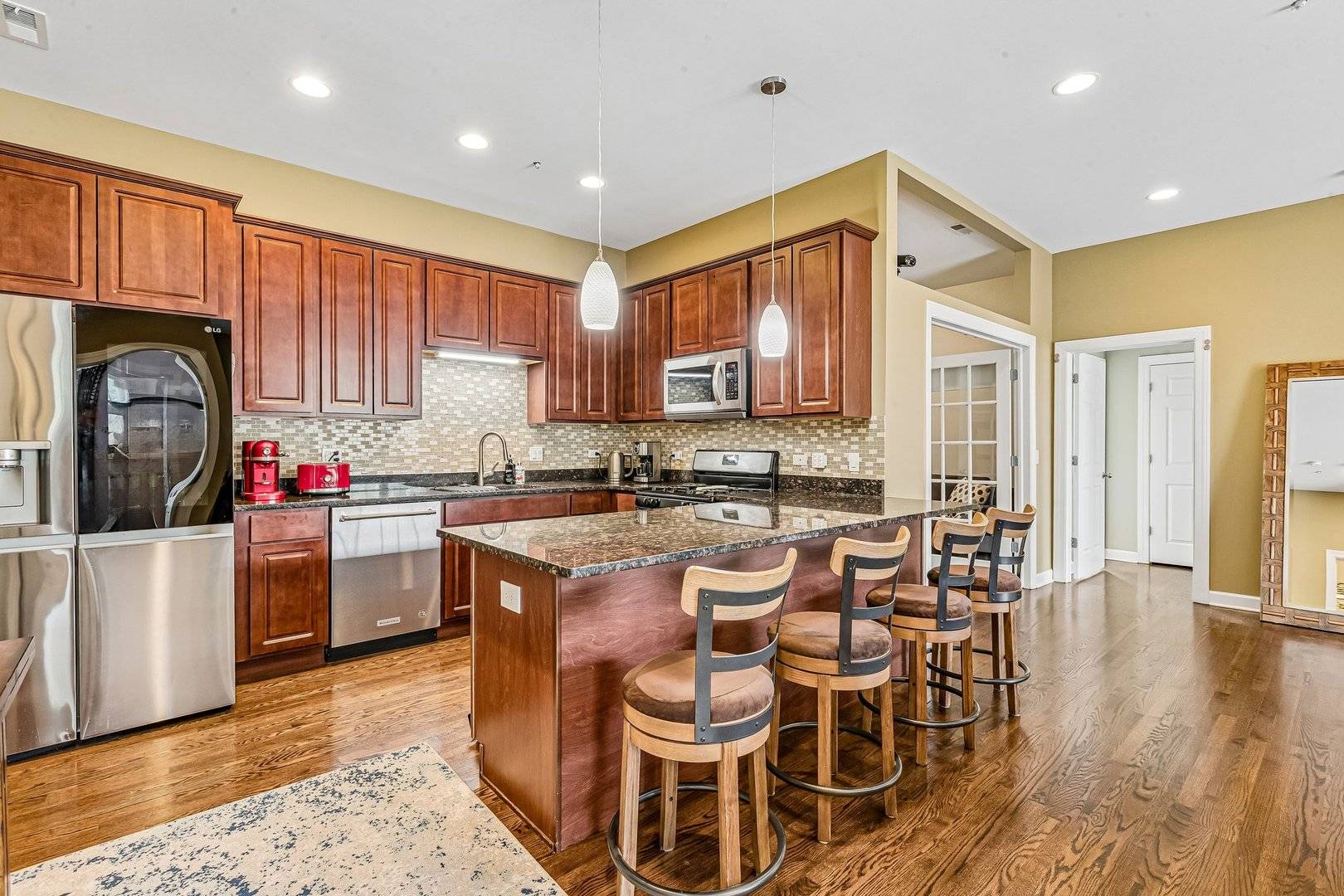 5420 N Kedzie AVE #2A, Chicago, IL 60625