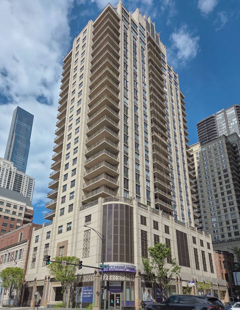 635 N Dearborn ST #701, Chicago, IL 60654