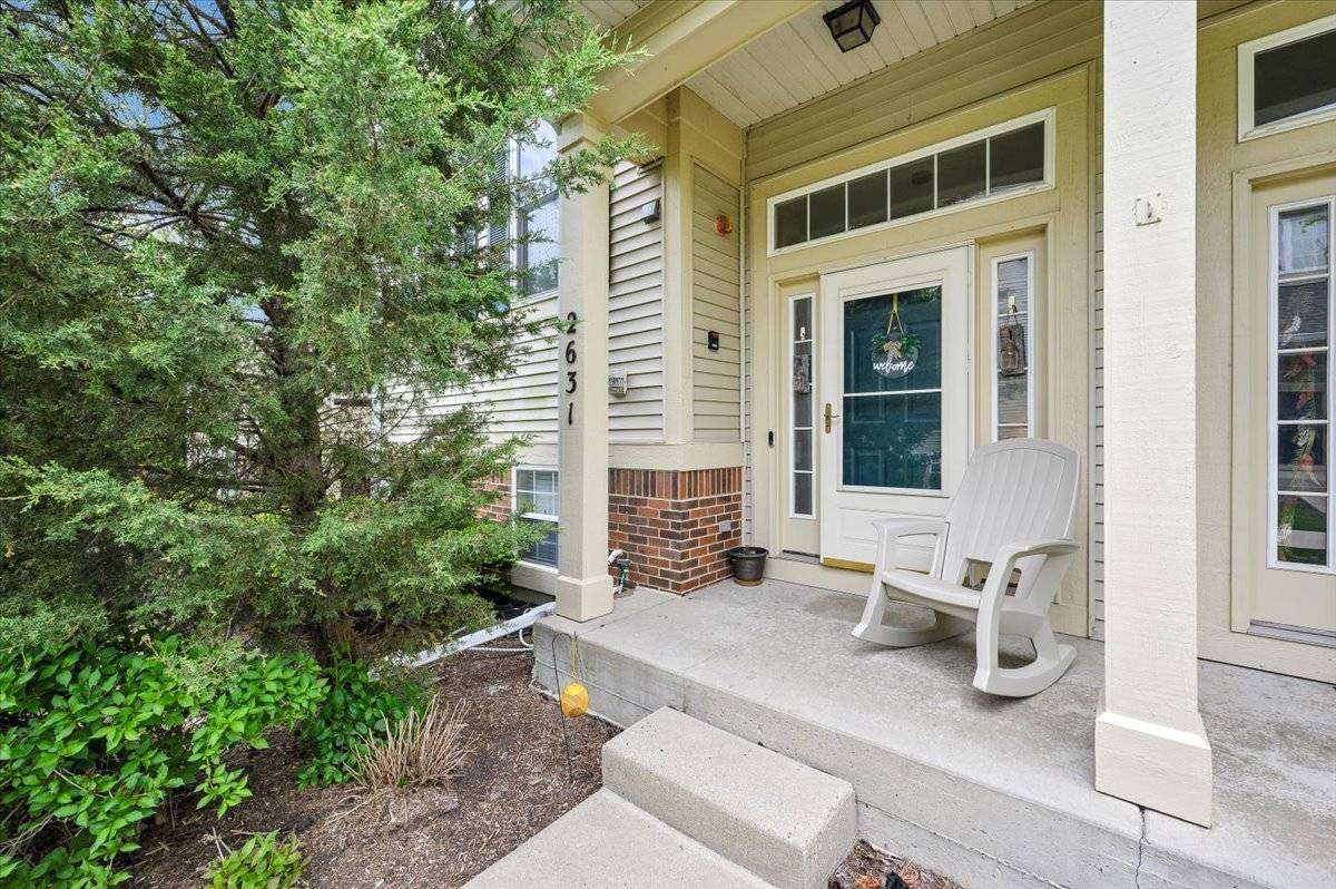 2631 N Greenwood AVE, Arlington Heights, IL 60004