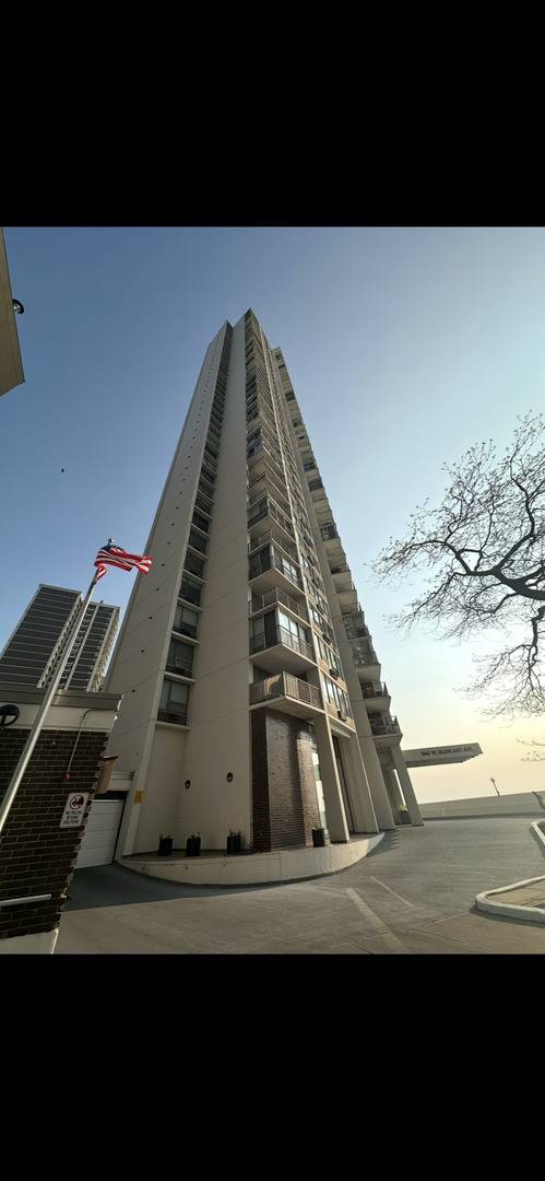 6101 N Sheridan RD #4A, Chicago, IL 60660