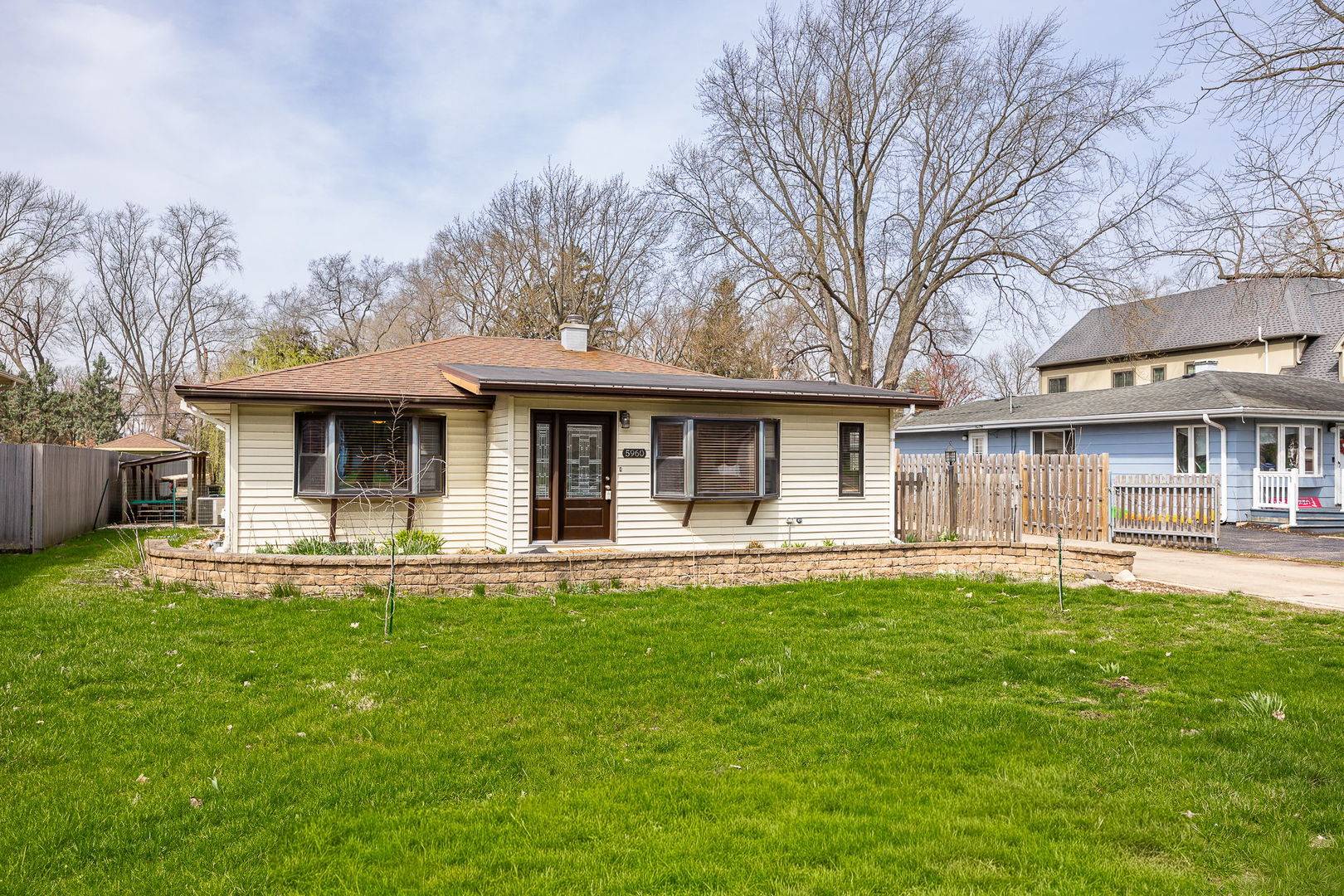 5960 Pershing AVE, Downers Grove, IL 60516