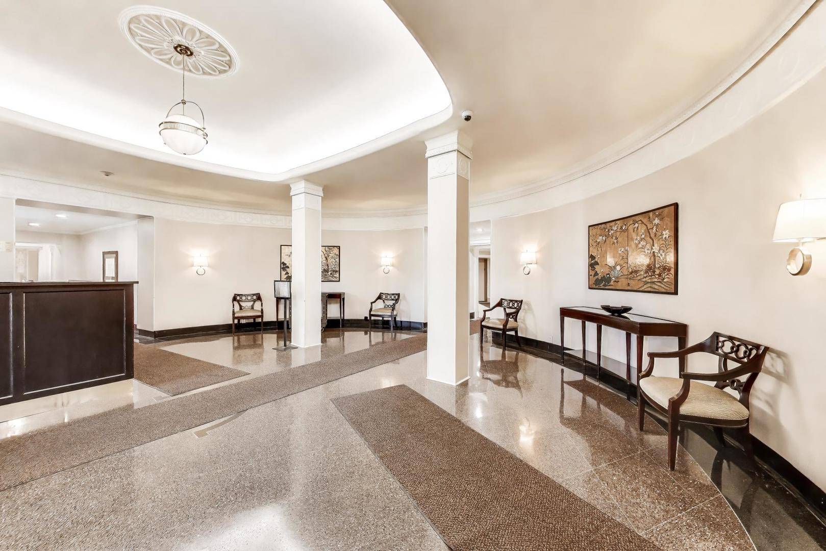 5555 S Everett AVE #E10, Chicago, IL 60637