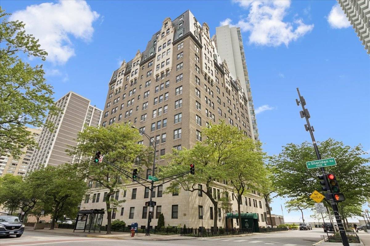 6101 N Sheridan RD #14D, Chicago, IL 60660