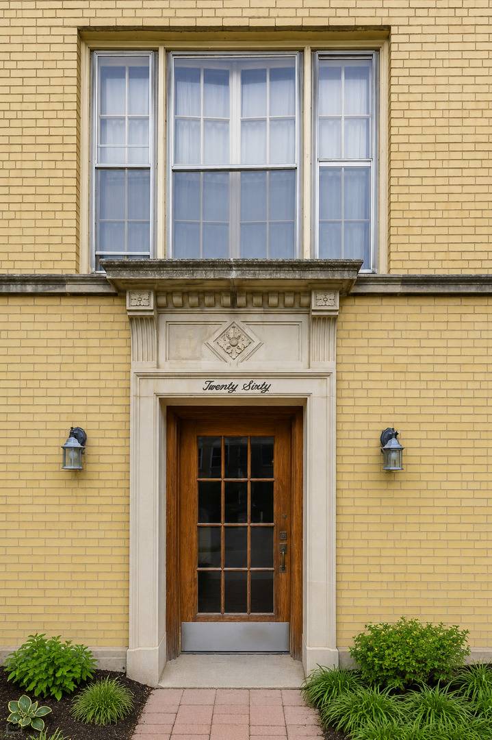 2060 W Farwell AVE #2, Chicago, IL 60645