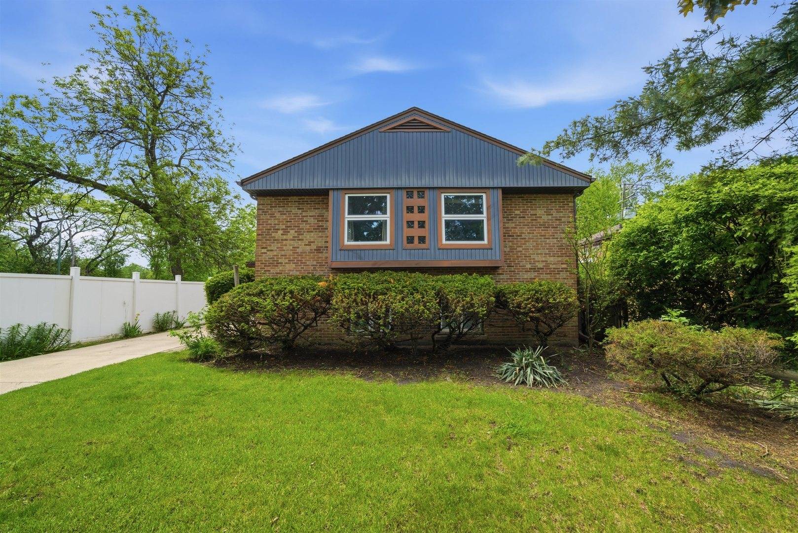 6006 N LAWNDALE AVE, Chicago, IL 60659