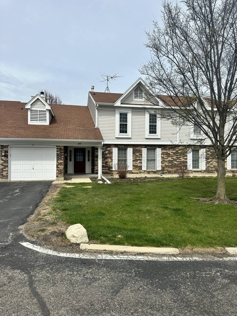 848 Chasefield LN #3, Crystal Lake, IL 60014