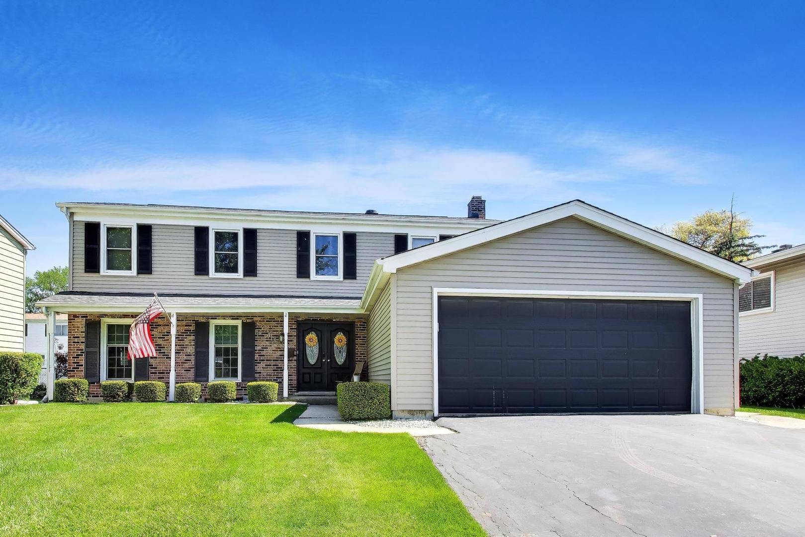 401 Collen DR, Lombard, IL 60148