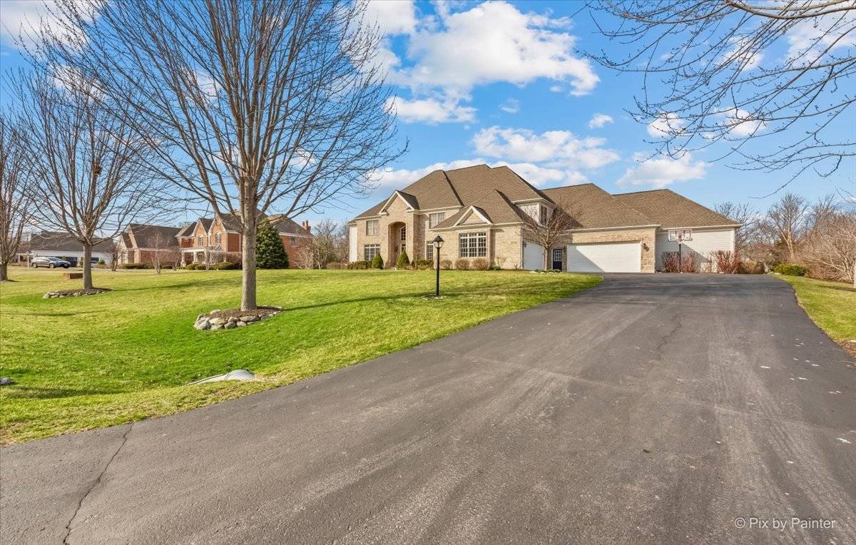 28730 W Harvest Glen CIR, Cary, IL 60013