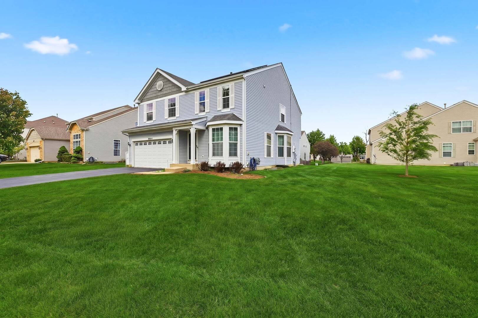 10664 Oregon TRL, Huntley, IL 60142