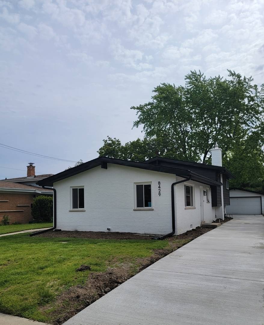 8429 MASON AVE, Morton Grove, IL 60053