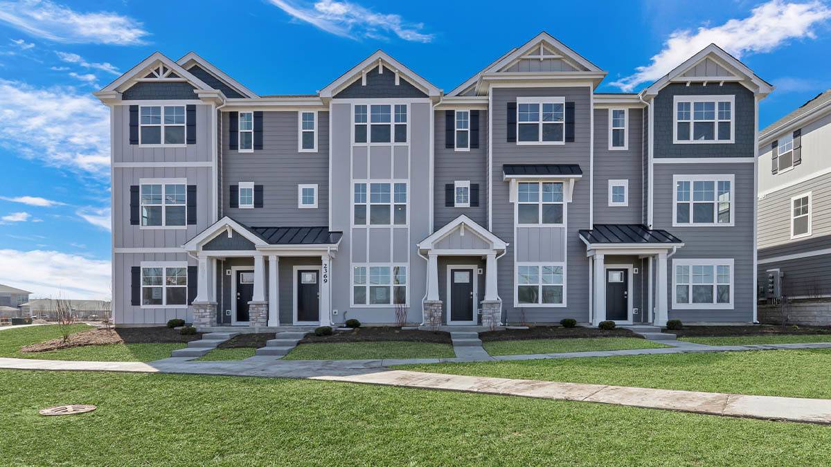 521 Yosemite WAY, Mundelein, IL 60060