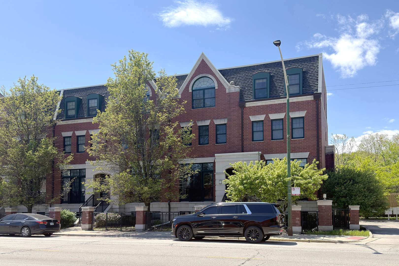 5910 N Northwest HWY #5910, Chicago, IL 60631