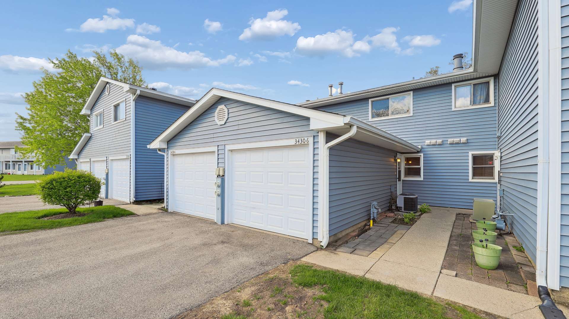 34306 N Birch LN #16C, Gurnee, IL 60031