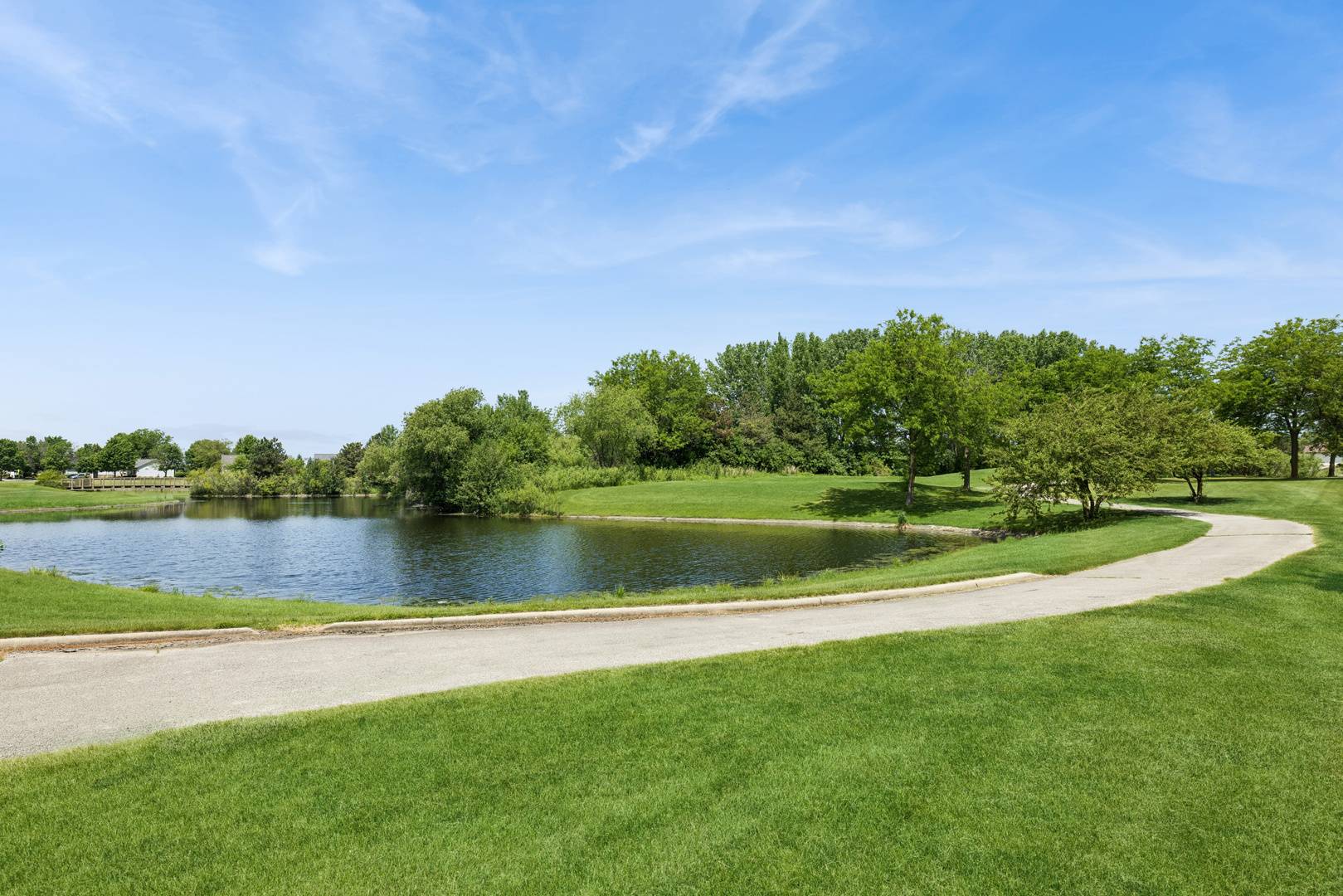13037 Stone Creek CT, Huntley, IL 60142