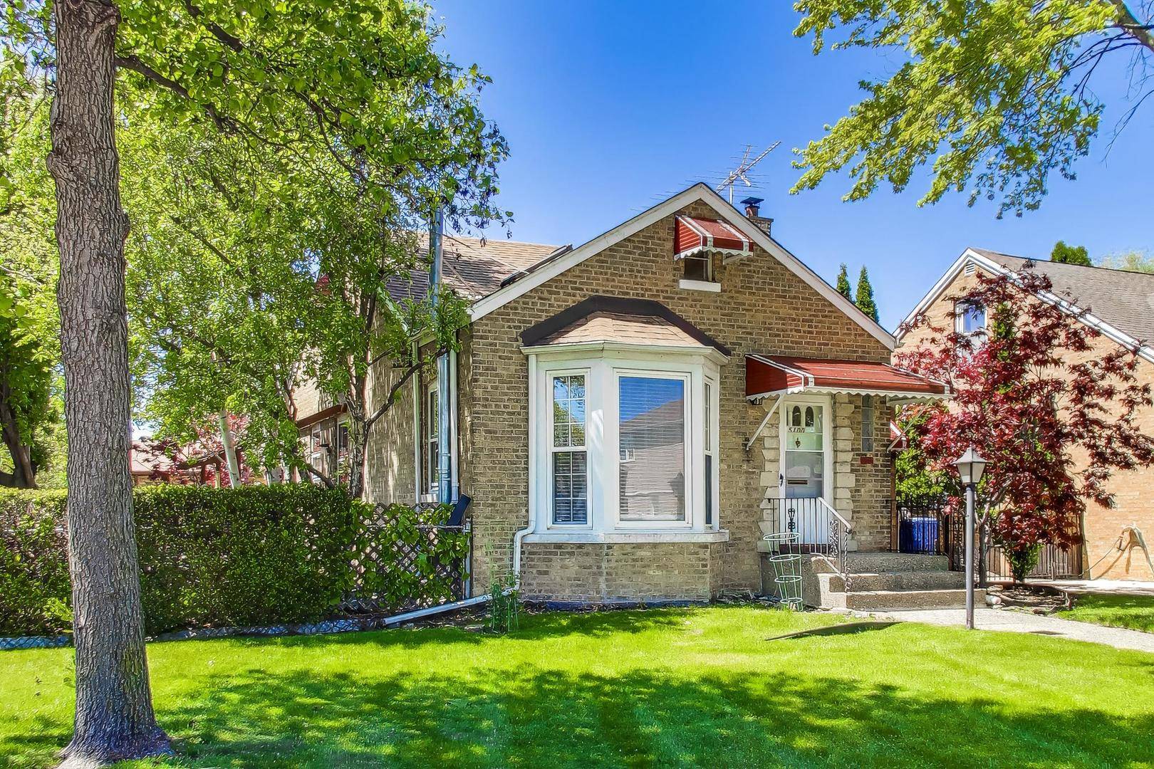 5100 N Mobile AVE, Chicago, IL 60630