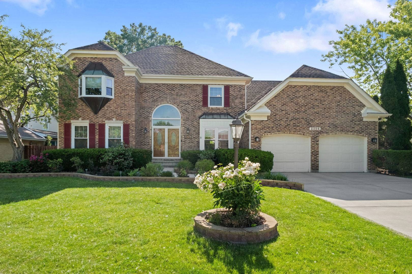 2506 Highland DR, Palatine, IL 60067