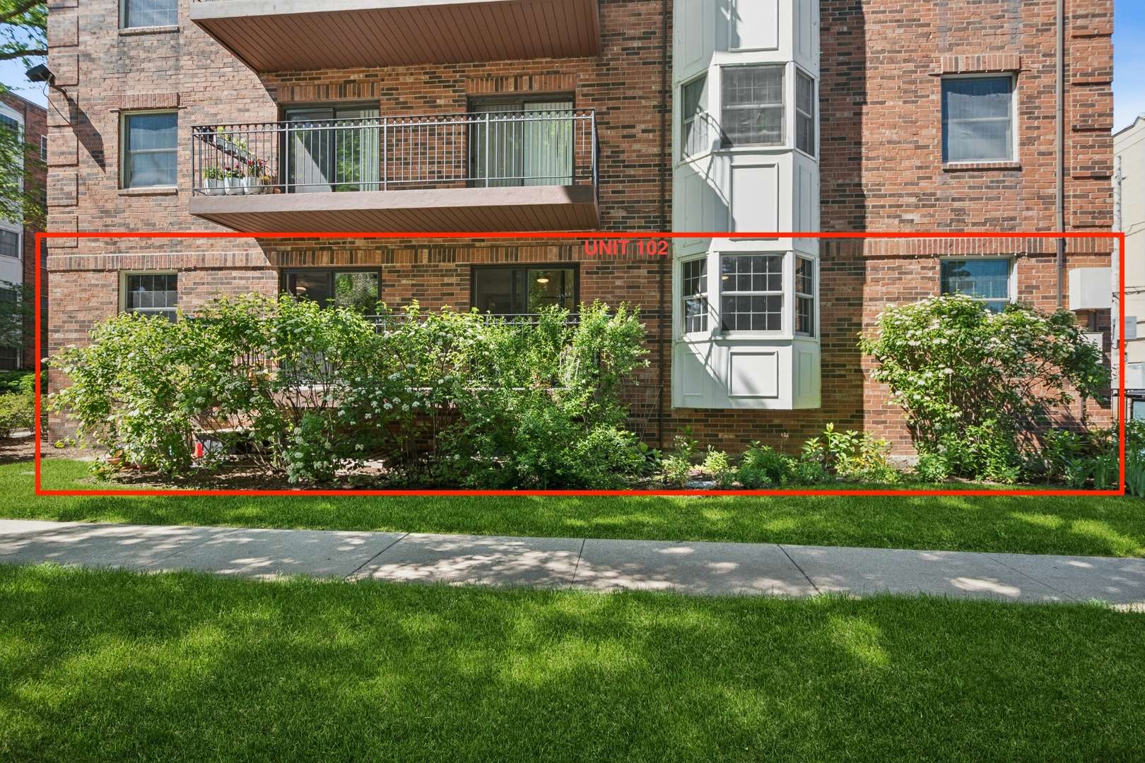 1501 Oak AVE #102, Evanston, IL 60201