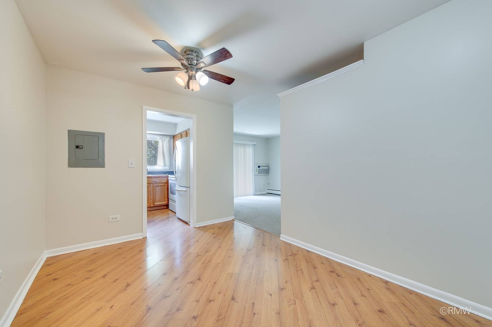 337 N Carter ST #101, Palatine, IL 60067