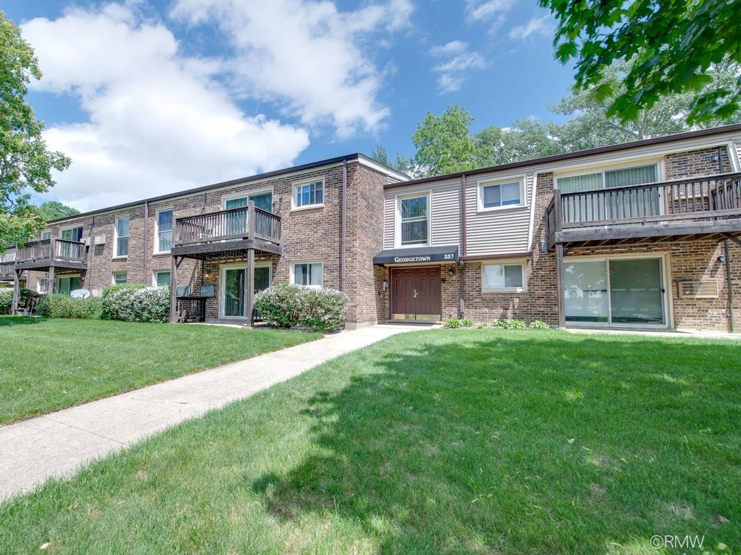 337 N Carter ST #101, Palatine, IL 60067