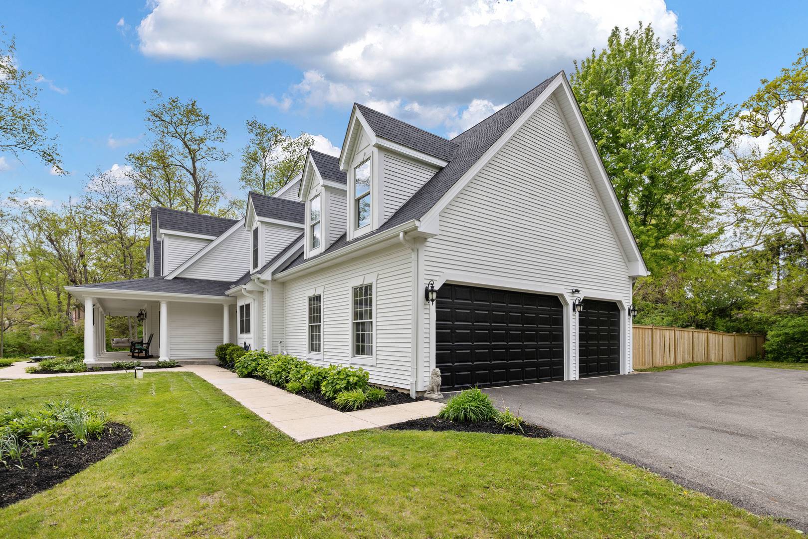 5901 Whiting DR, Mchenry, IL 60050