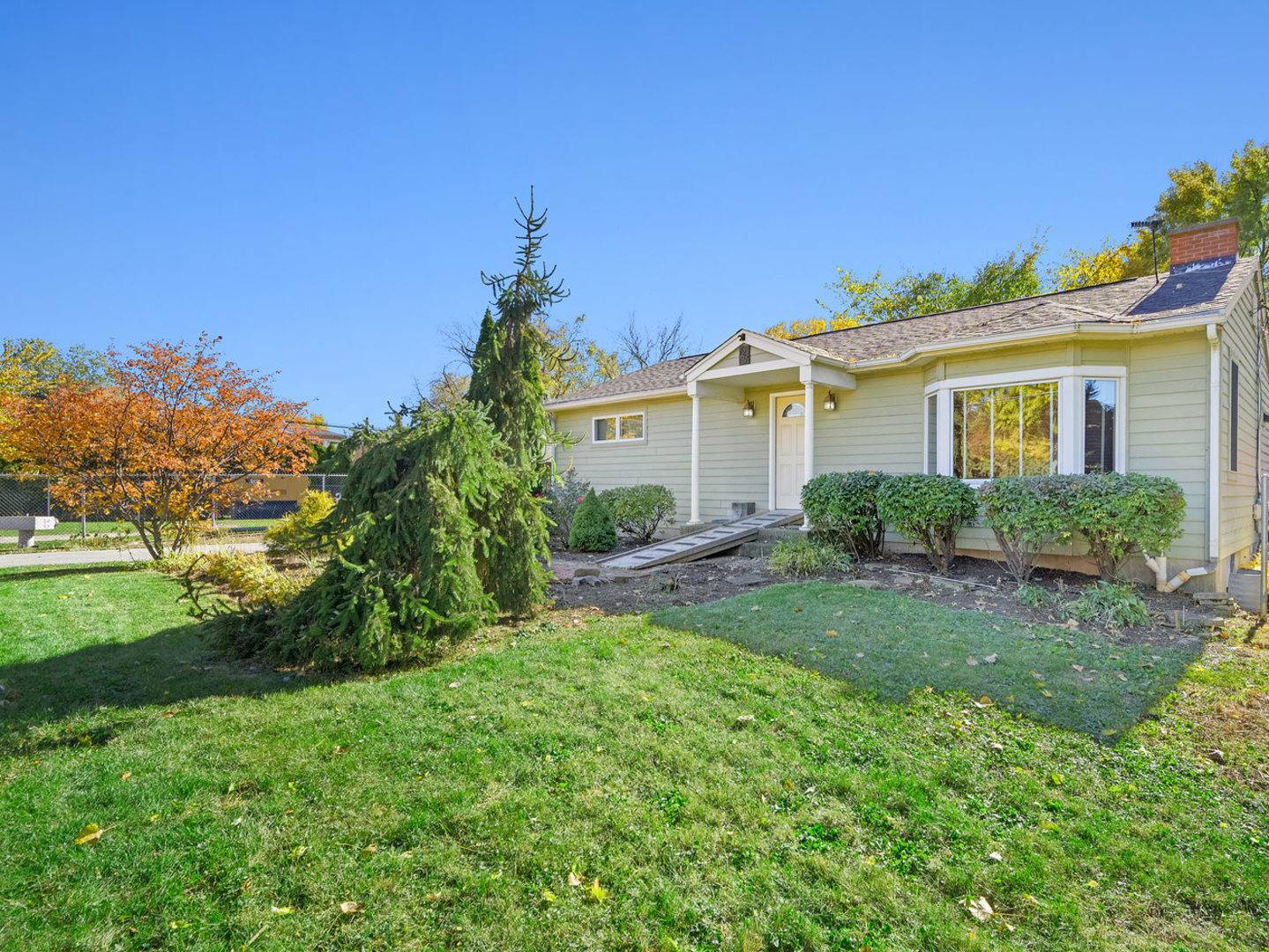 725 41st ST, Downers Grove, IL 60515