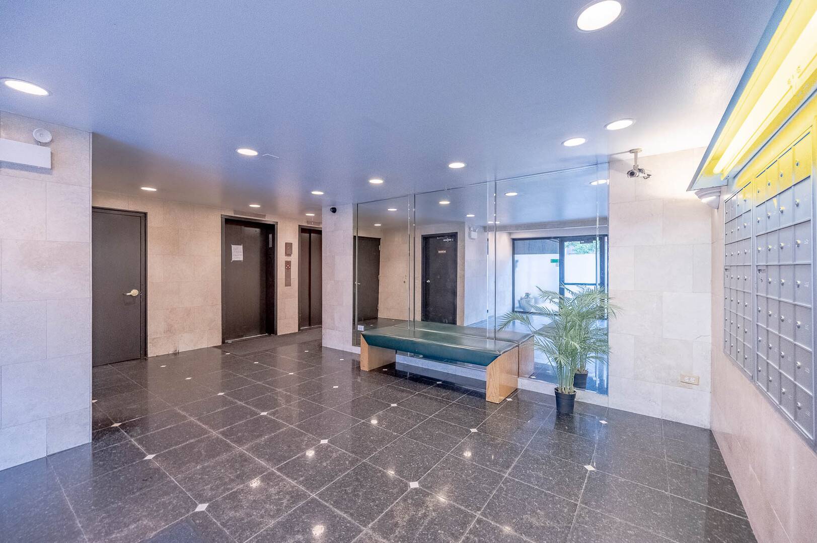 607 W Wrightwood AVE #315, Chicago, IL 60614