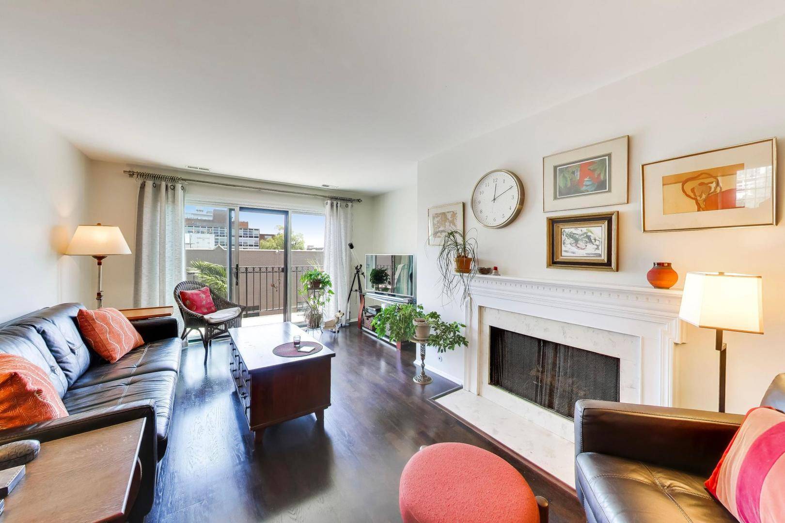 1501 Oak AVE #504, Evanston, IL 60201