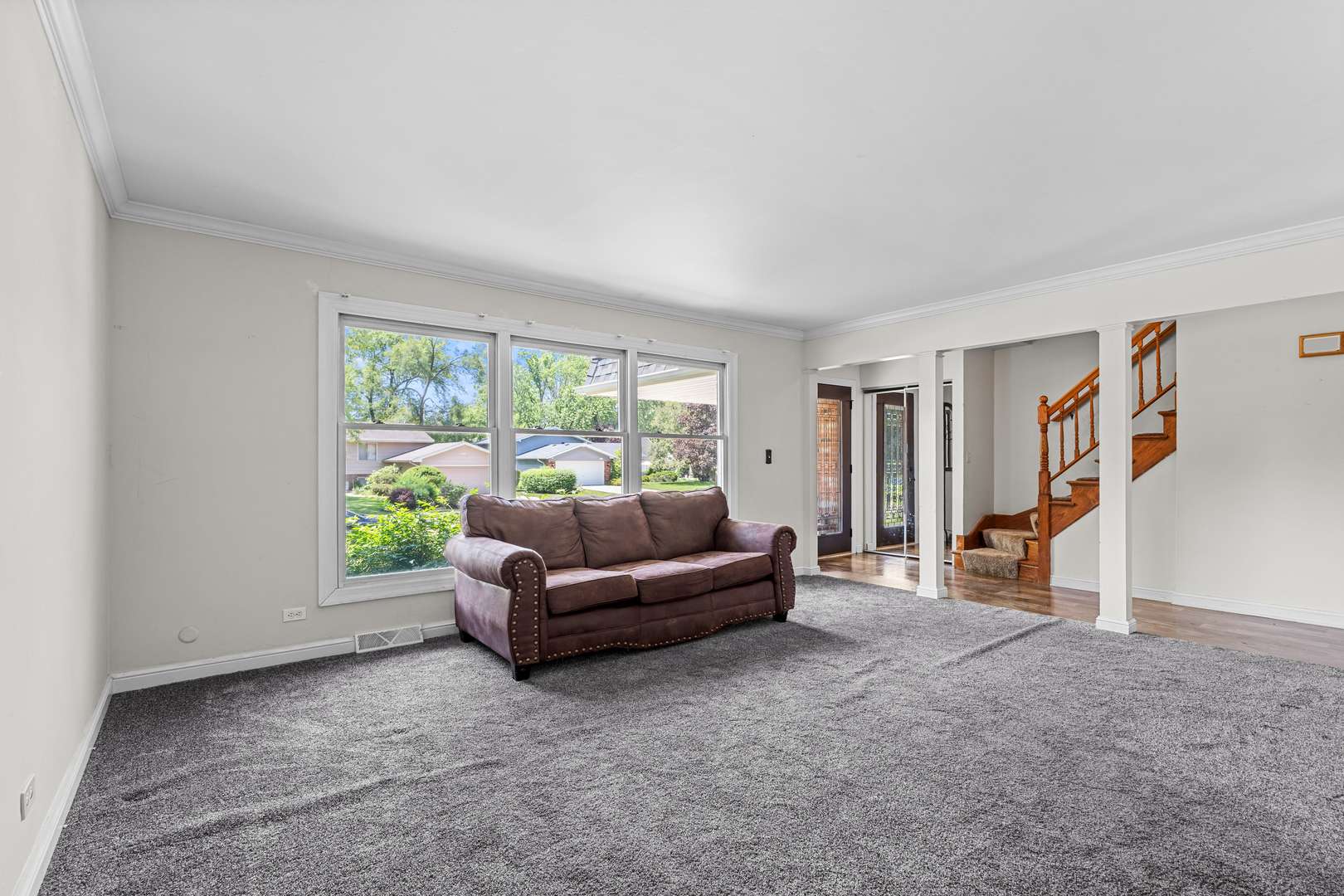 533 N Beck RD, Lindenhurst, IL 60046