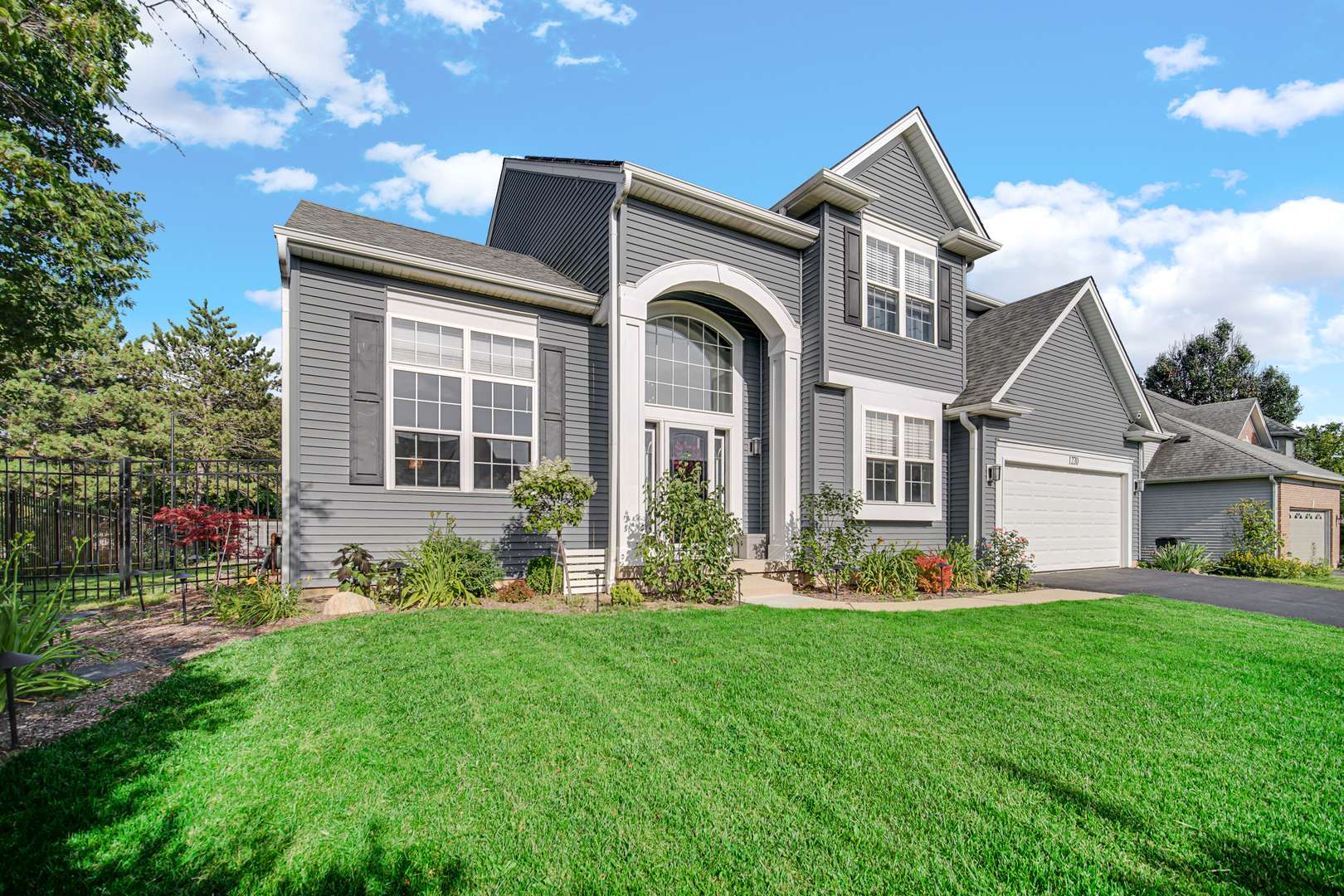 1220 Sedgewood TRL, Algonquin, IL 60102