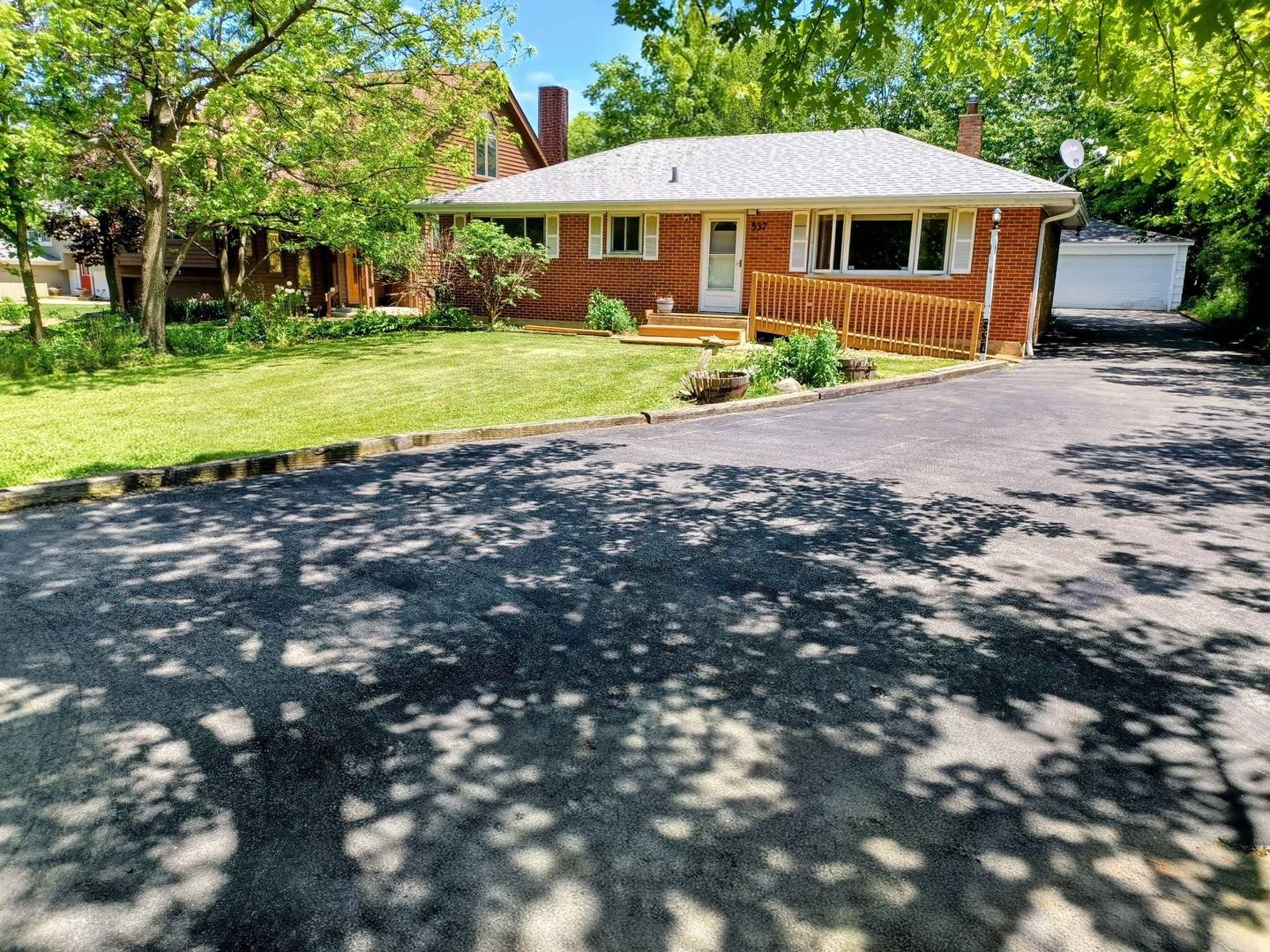 N537 Sunset AVE, West Chicago, IL 60185