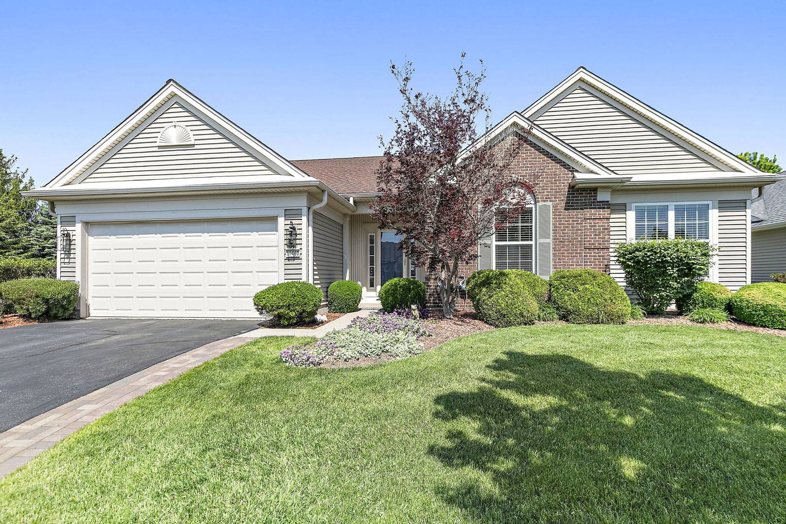 11460 Windsor DR, Huntley, IL 60142