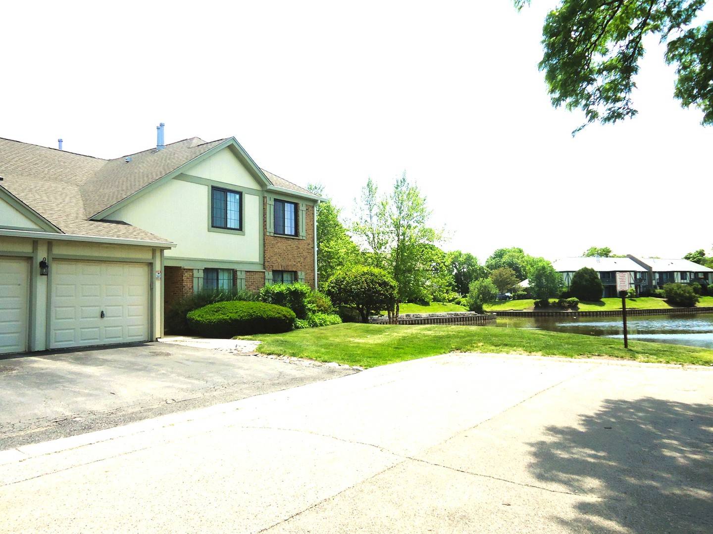 1947 N Brice CT #2, Palatine, IL 60074