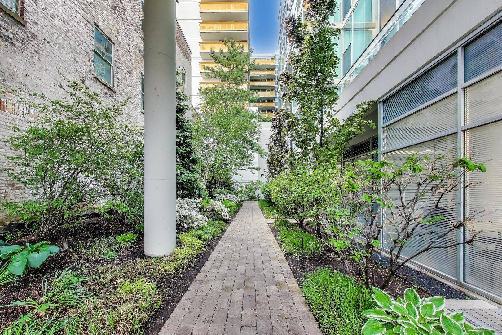1580 sherman AVE #PH6, Evanston, IL 60201