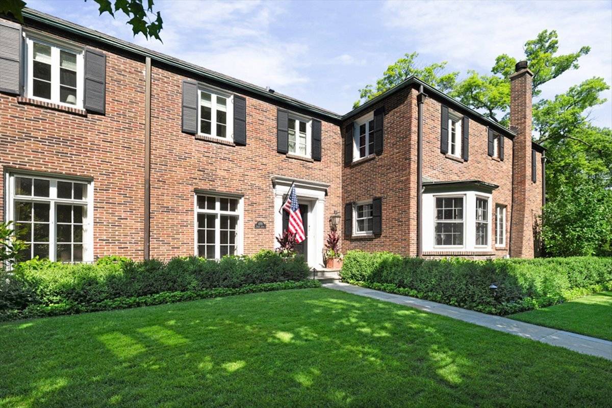 870 Bryant AVE, Winnetka, IL 60093