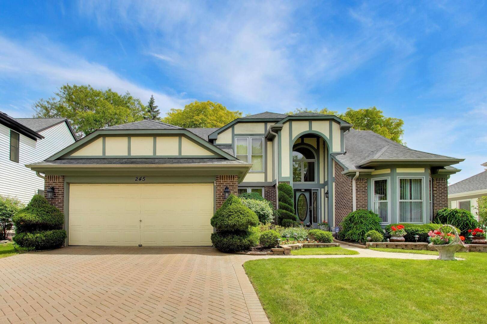 245 Southfield DR, Vernon Hills, IL 60061