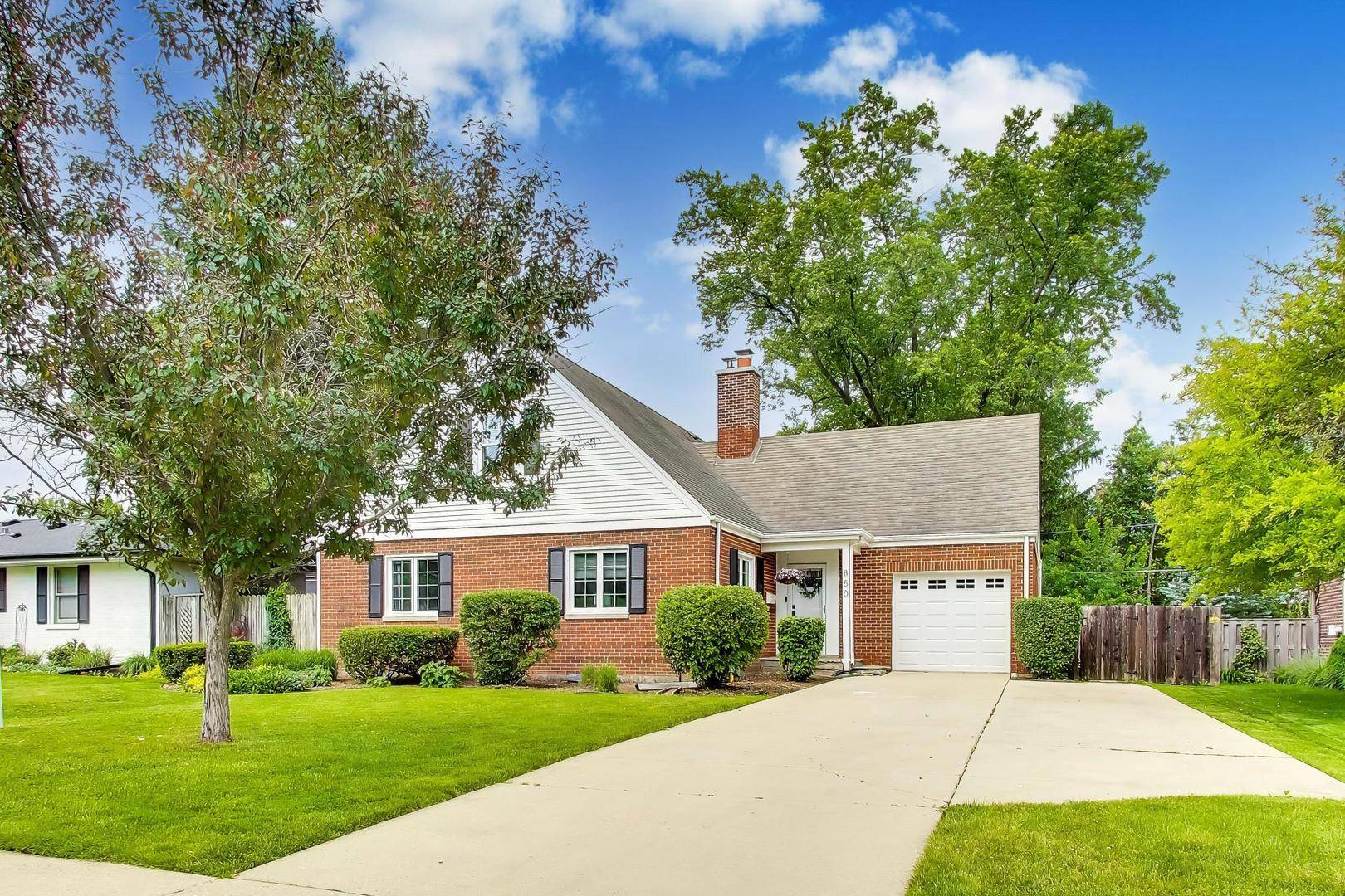 850 Kenton RD, Deerfield, IL 60015