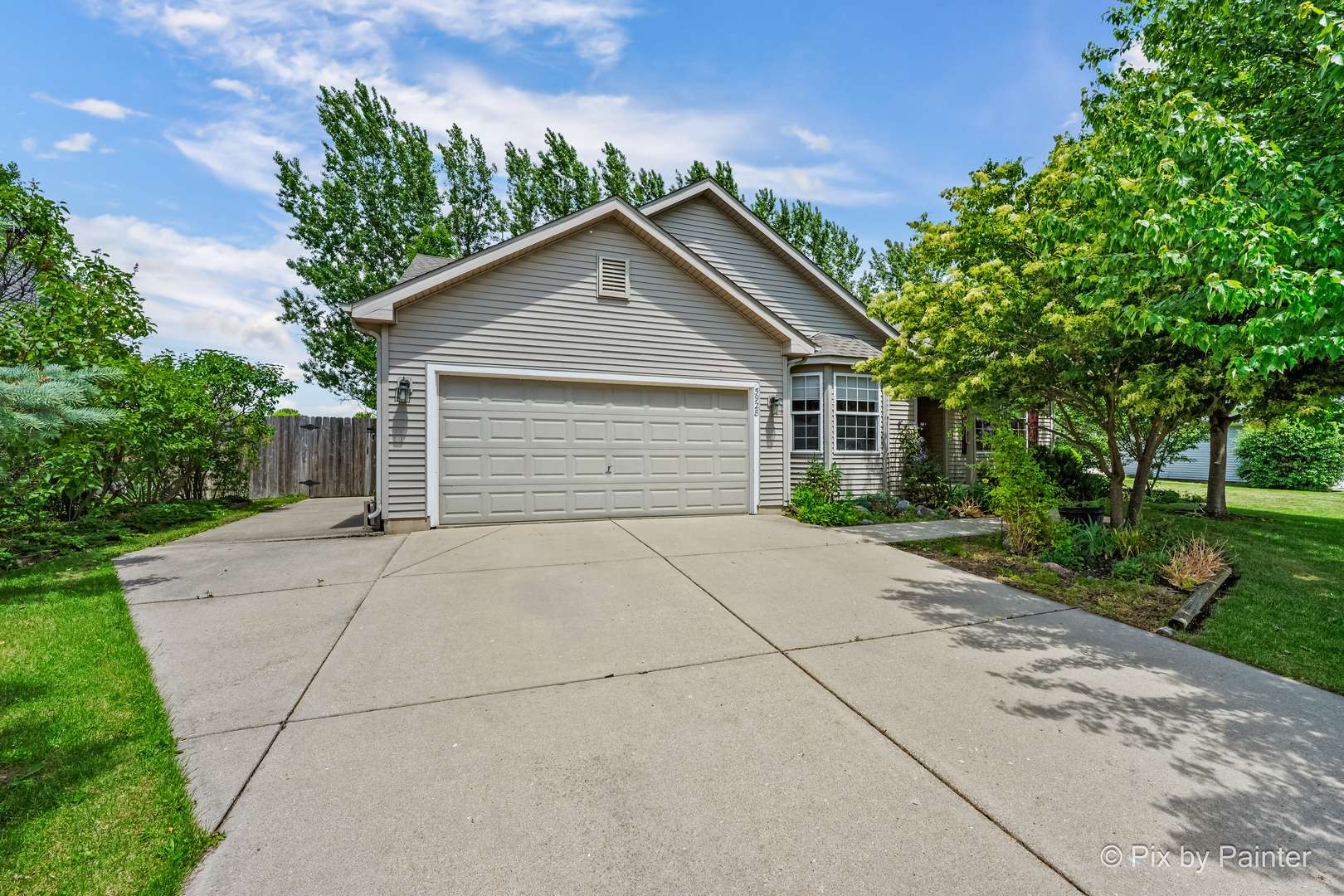 5928 BLUEGRASS TRL, Mchenry, IL 60050