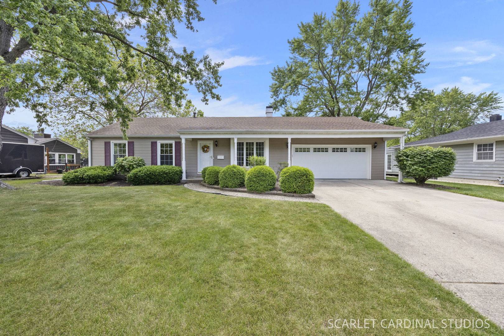 18 Cayman DR, Montgomery, IL 60538