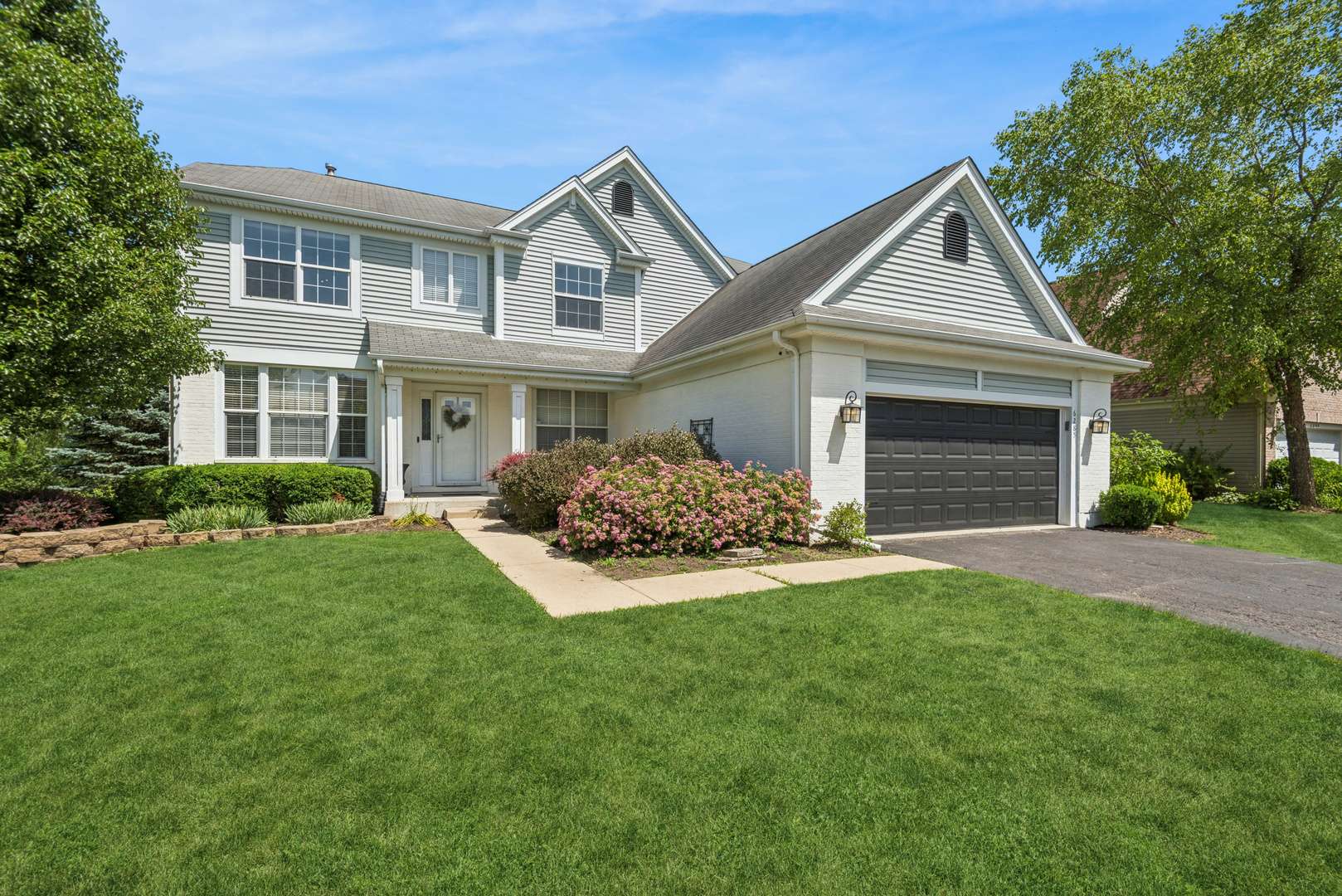 6285 Murifield DR, Gurnee, IL 60031