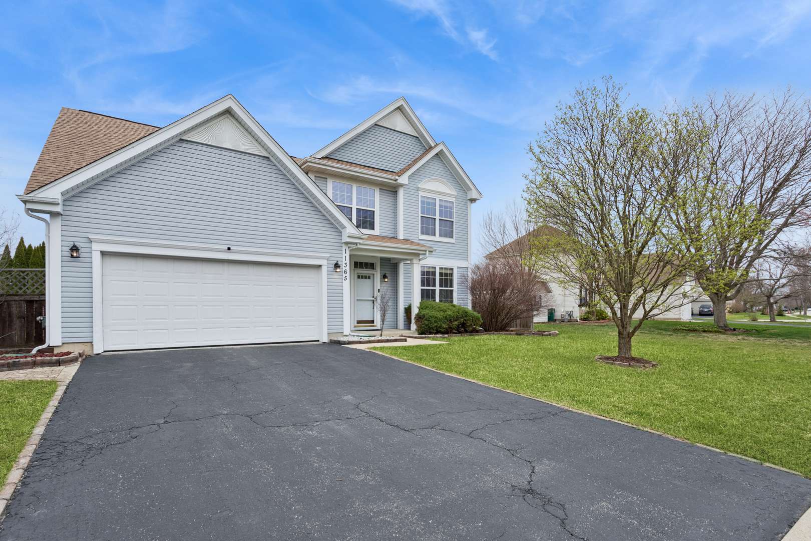 11365 S Marathon LN, Plainfield, IL 60585