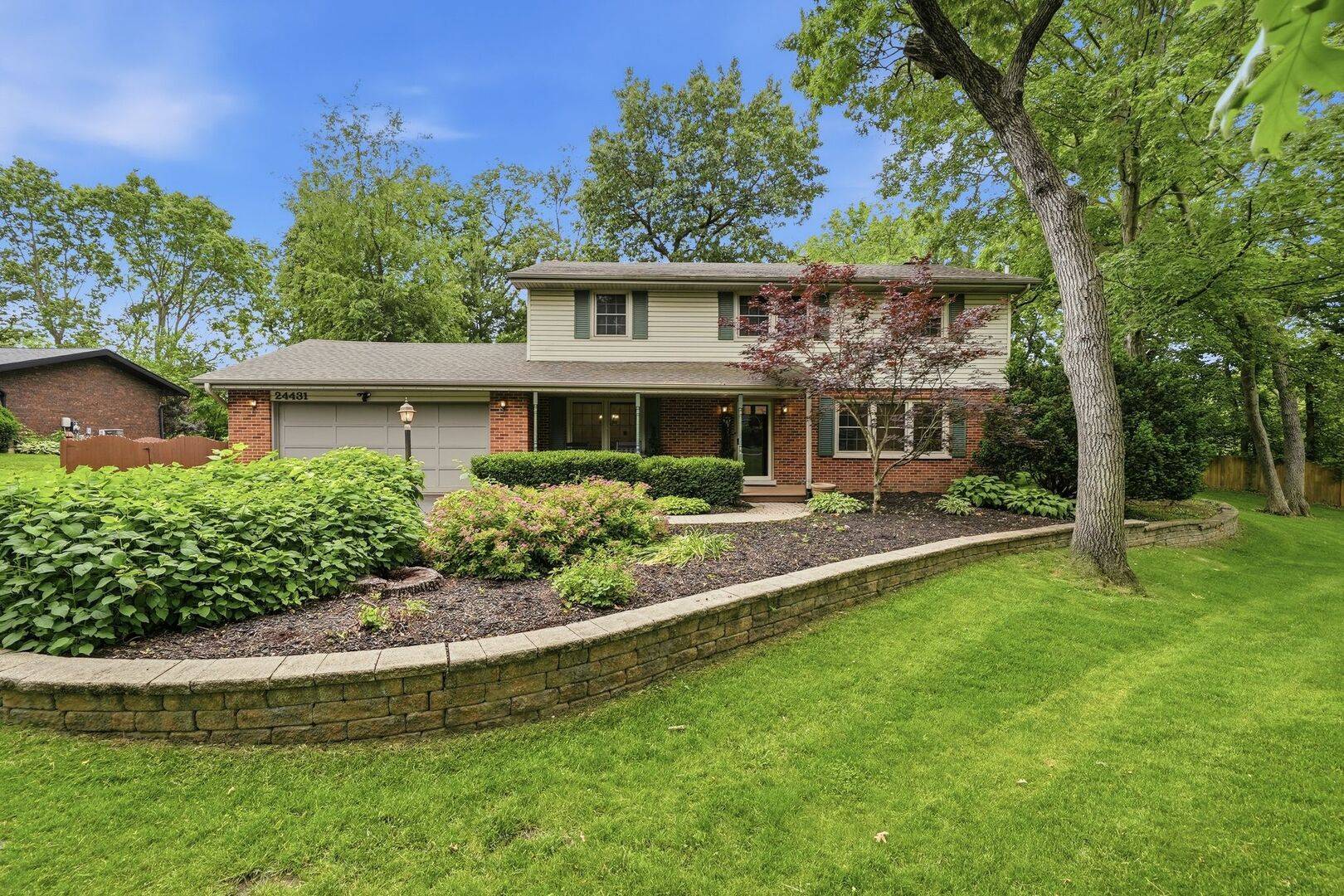 24431 W Lancelot LN, Joliet, IL 60404