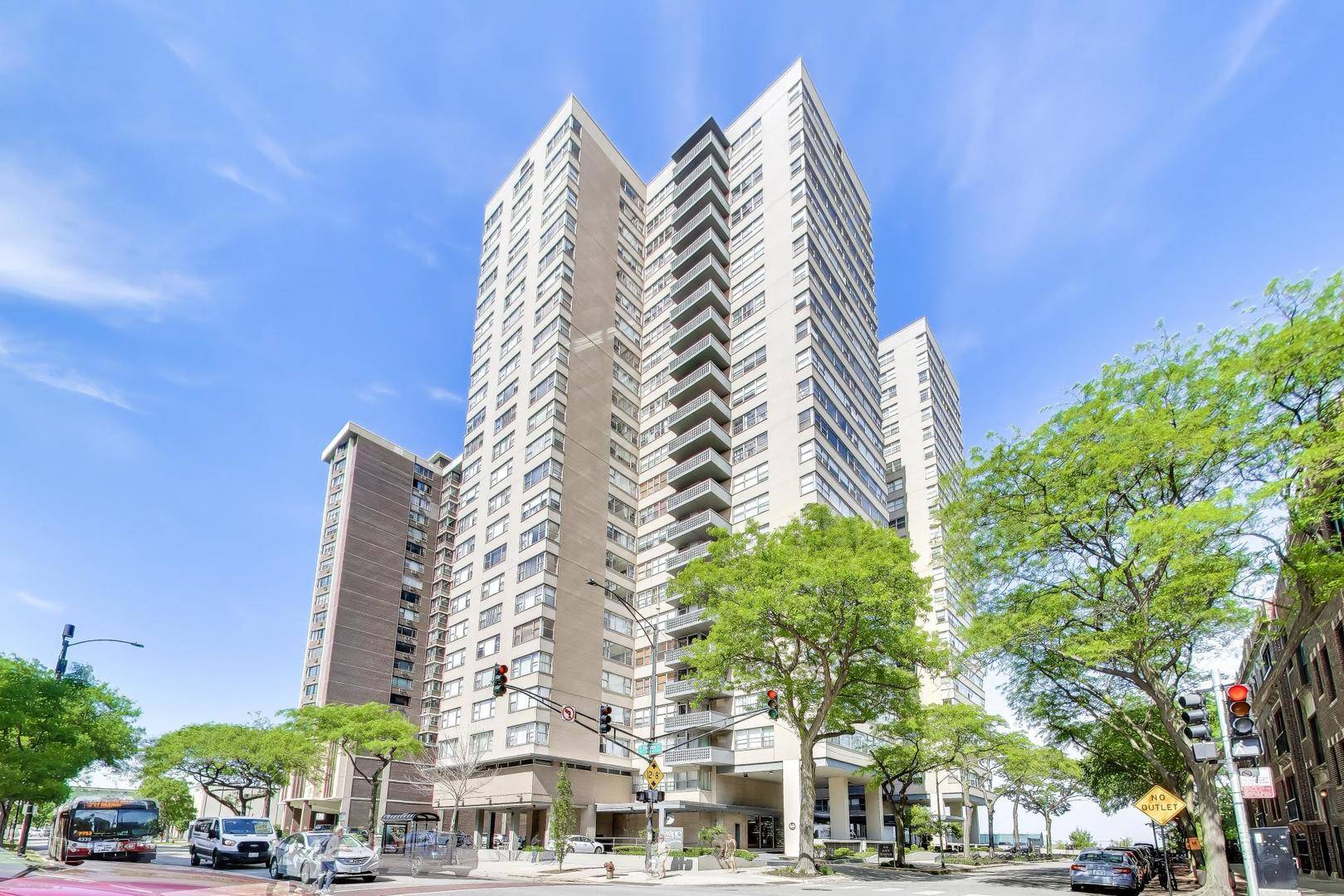 6301 N sheridan RD #4G, Chicago, IL 60660