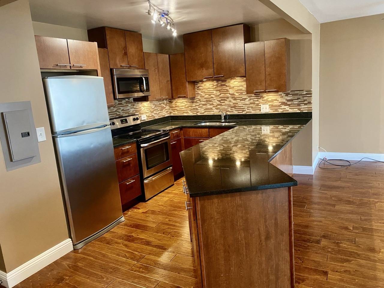 3930 N Pine Grove AVE #514, Chicago, IL 60613