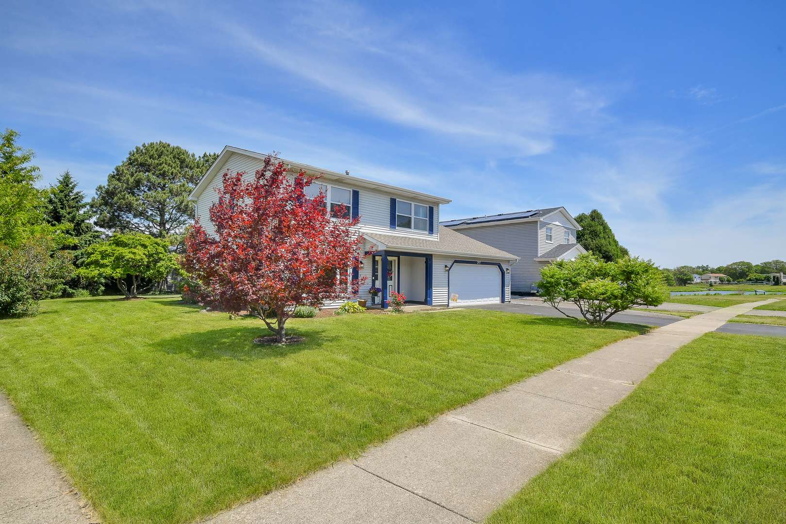 297 Springbrook LN, Carol Stream, IL 60188