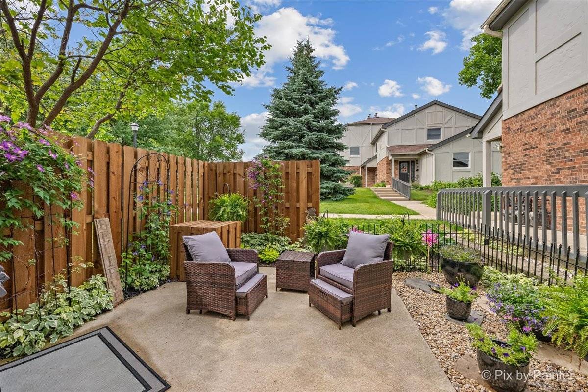 884 Bristol DR #0, Barrington, IL 60010